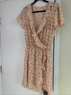 Elodie Peach NWOT Floral Wrap Mini Dress